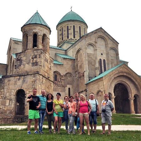 Giorgi'S Homestay Кутаїсі Екстер'єр фото
