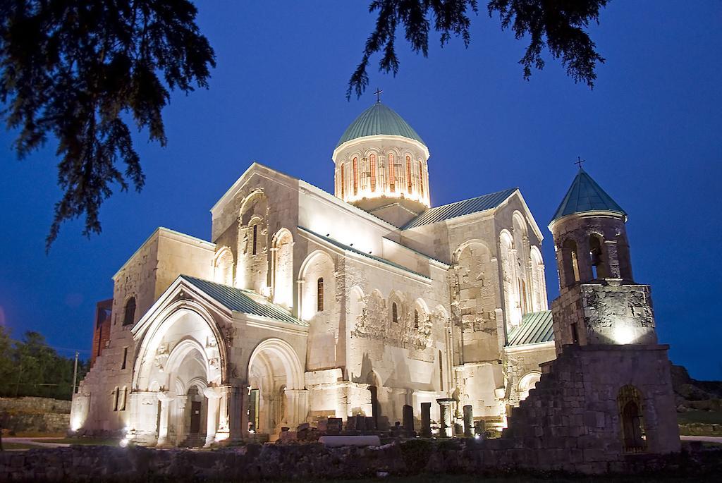 Giorgi'S Homestay Кутаїсі Екстер'єр фото