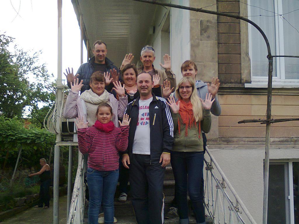Giorgi'S Homestay Кутаїсі Екстер'єр фото