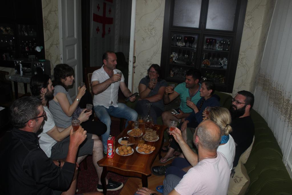 Giorgi'S Homestay Кутаїсі Екстер'єр фото