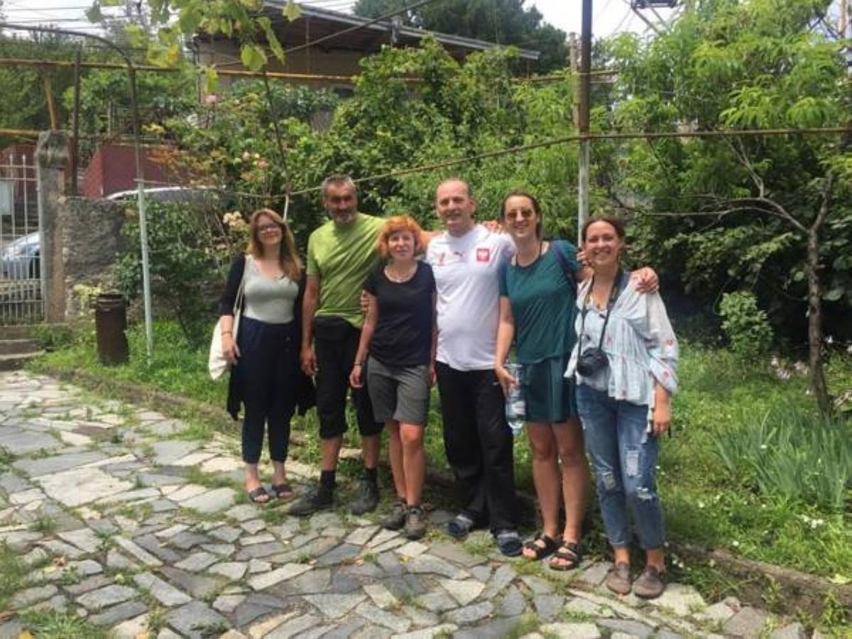 Giorgi'S Homestay Кутаїсі Екстер'єр фото